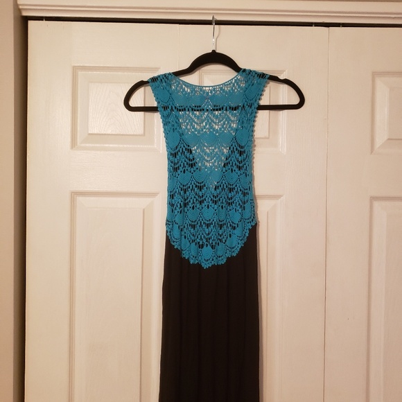 Black maxi with lace back - Picture 2 of 2